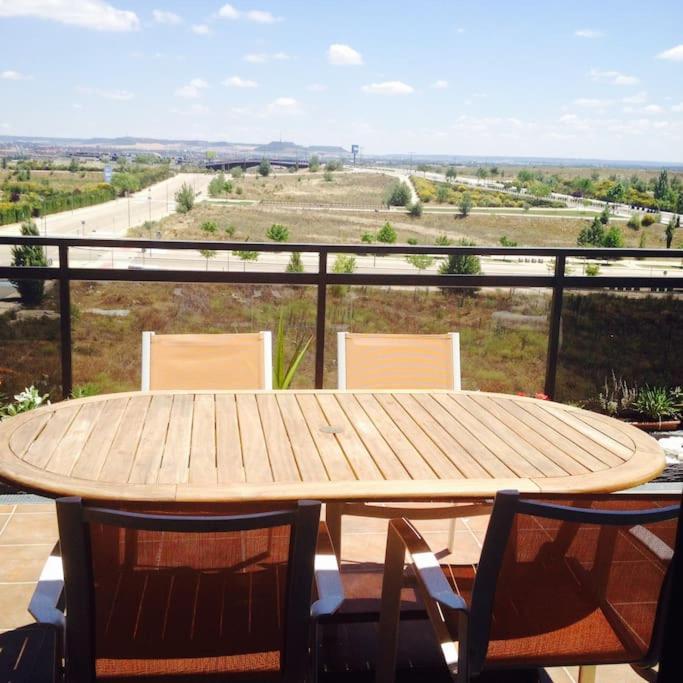 Atico, Piscina, Ac, Wi-Fi Y Parking Gratis, Gran Terraza, Vut 47-79 Apartment Arroyo de la Encomienda Exterior photo